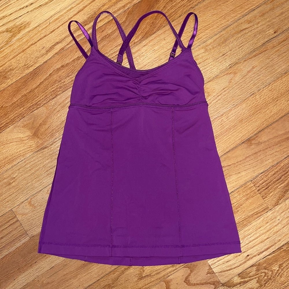 SOLD Lululemon workout tank